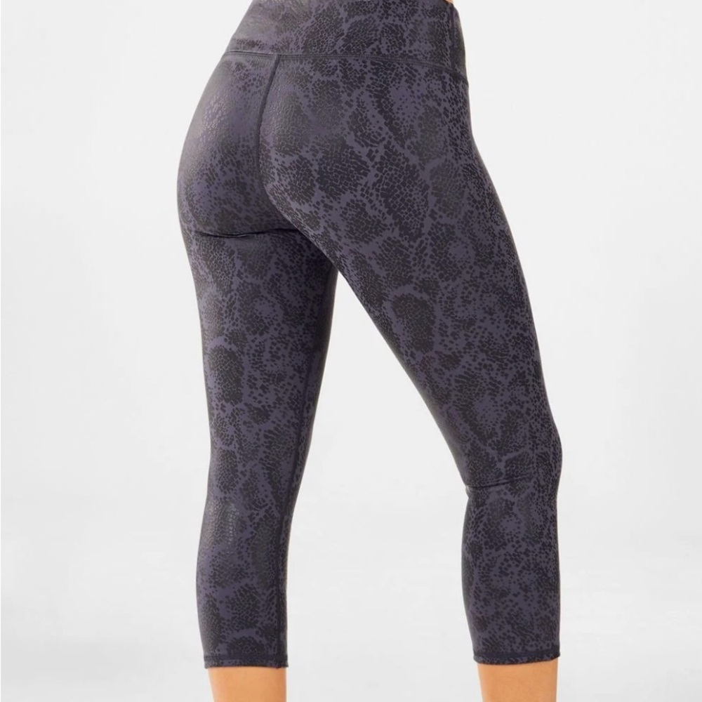 Fabletics Black Patterned Leggings